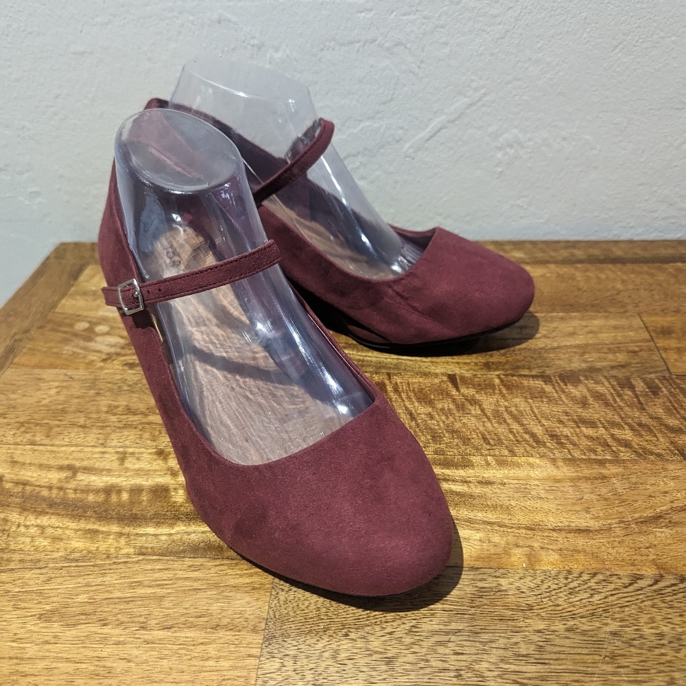 Torrid Mary Jane Mini Wedges burgundy red‎ size 8.5 WW